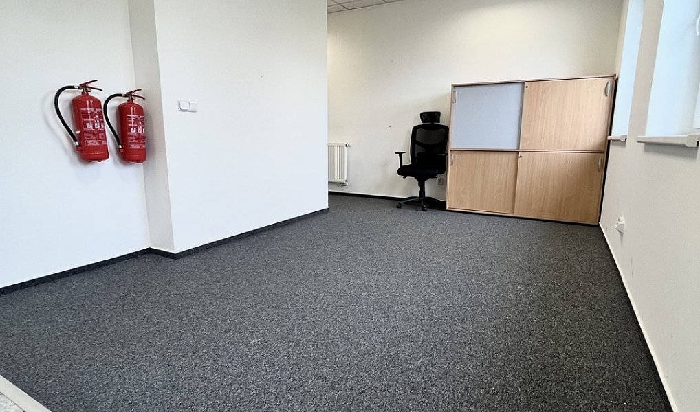 Pronájem obchodních prostor 127 m², Hlučín – náhled fotky 15