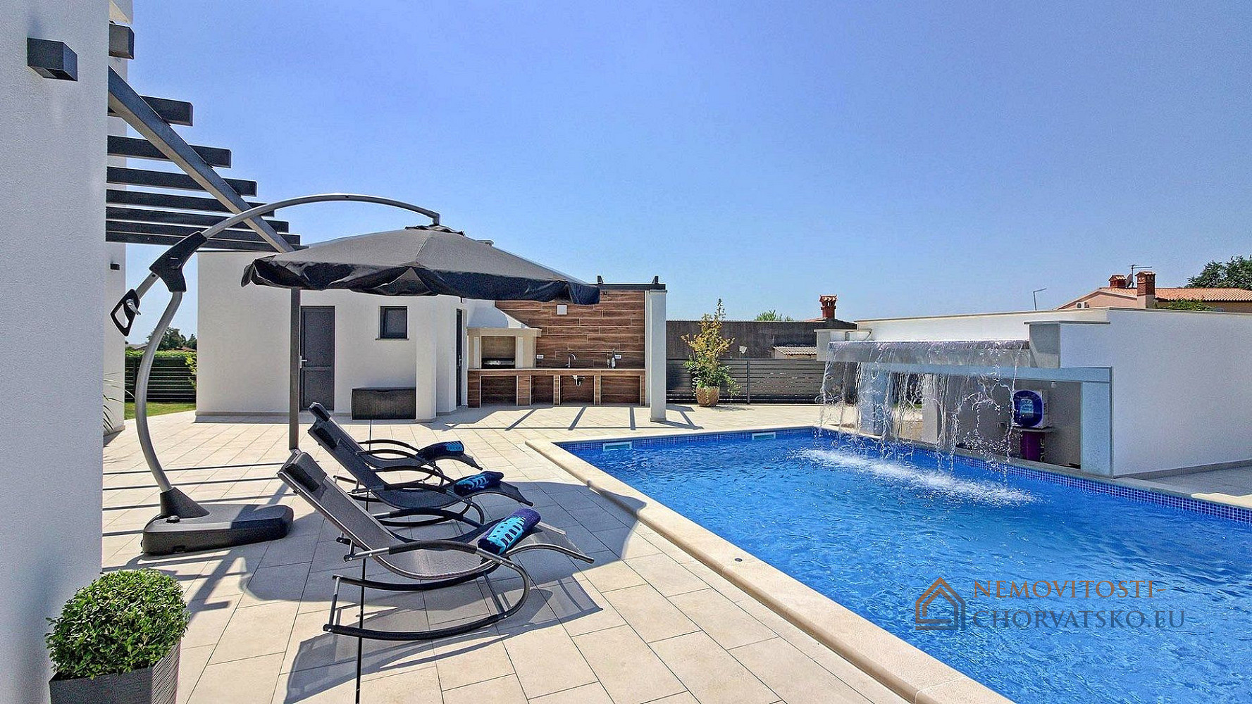 Prodej domu 280 m² s pozemkem 692 m² - Więcej