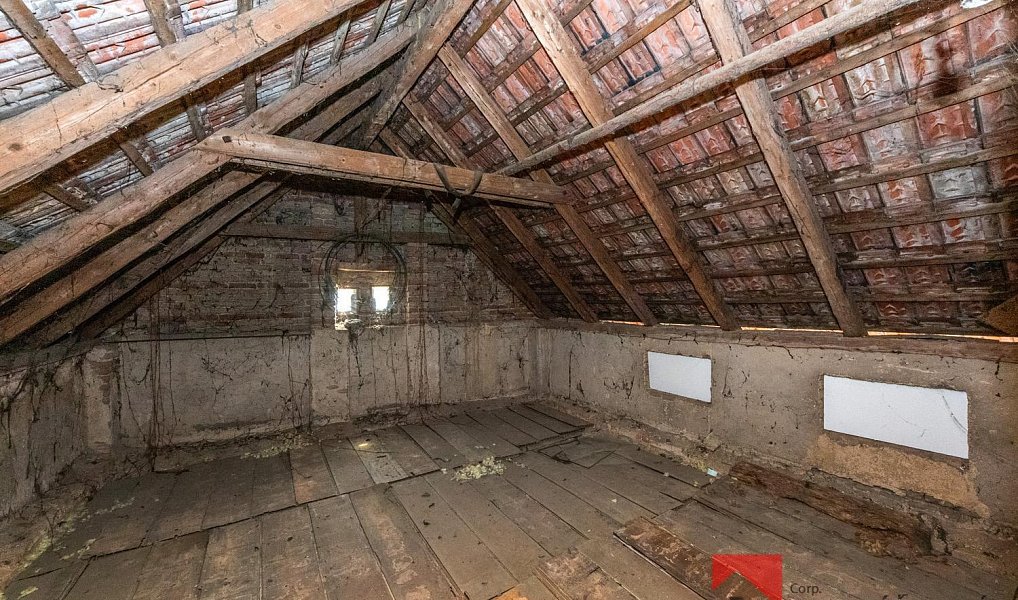 Prodej domu 322 m² s pozemkem 498 m², Nová Ves – náhled fotky 28