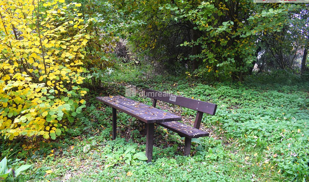 Prodej stavebního pozemku 1 535 m², Benešov – náhled fotky 3