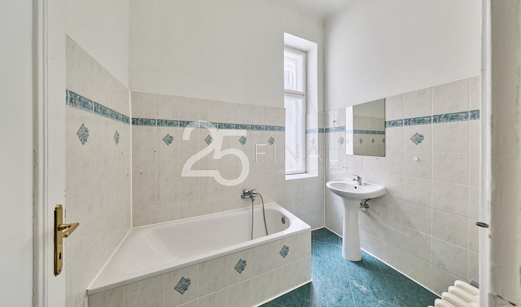 Prodej nájemního domu, činžáku 680 m², Trutnov – náhled fotky 24