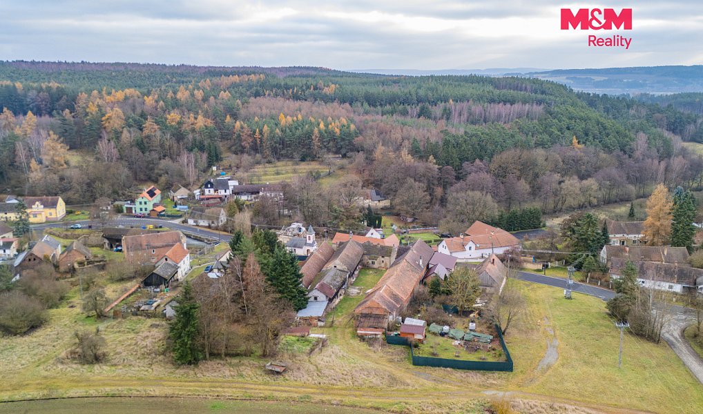 Prodej domu 300 m² s pozemkem 2 031 m², Stříbro – náhled fotky 27