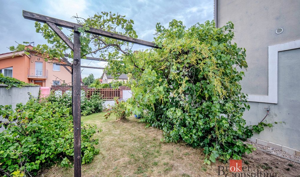 Prodej domu 307 m² s pozemkem 874 m², Praha – náhled fotky 29