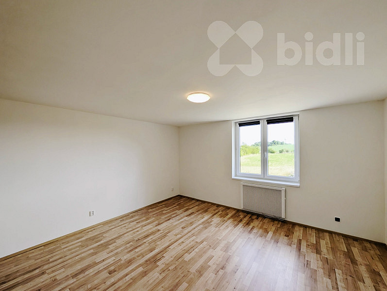 Pronájem bytu 5+kk 31 m² — photo 2