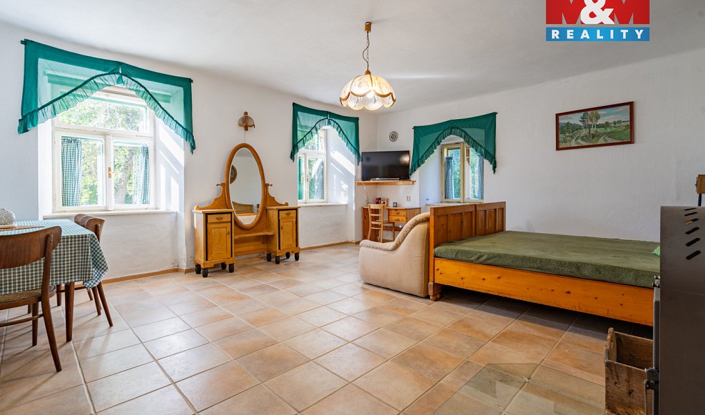Prodej domu 245 m² s pozemkem 13 625 m², Žirovnice – náhled fotky 3