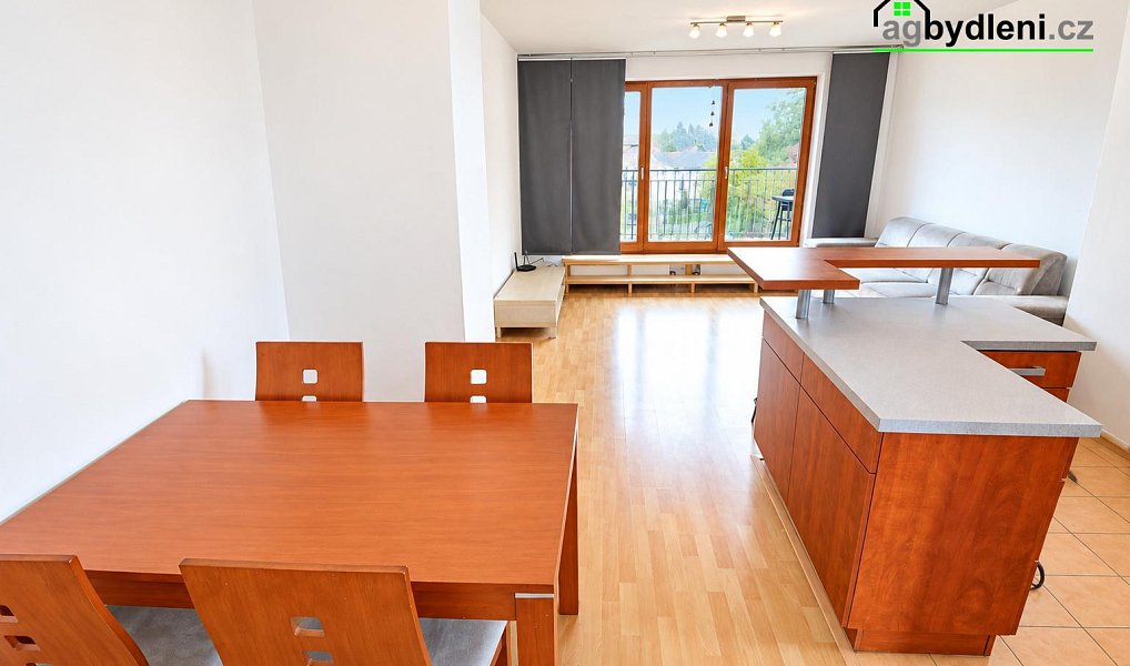 Pronájem bytu 3+kk 95 m², Přeštice – náhled fotky 3