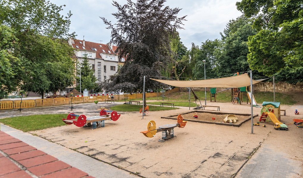 Prodej bytu 2+1 79 m², Praha – náhled fotky 22