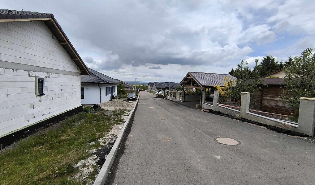 Prodej stavebního pozemku 1 262 m², Zavidov – náhled fotky 8
