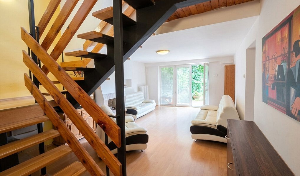 Prodej domu 250 m² s pozemkem 342 m², Praha – náhled fotky 5