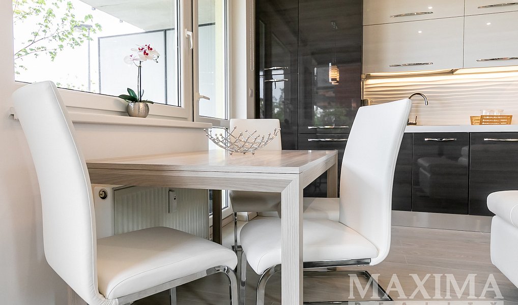 Pronájem bytu 2+kk 50 m², Praha – náhled fotky 9