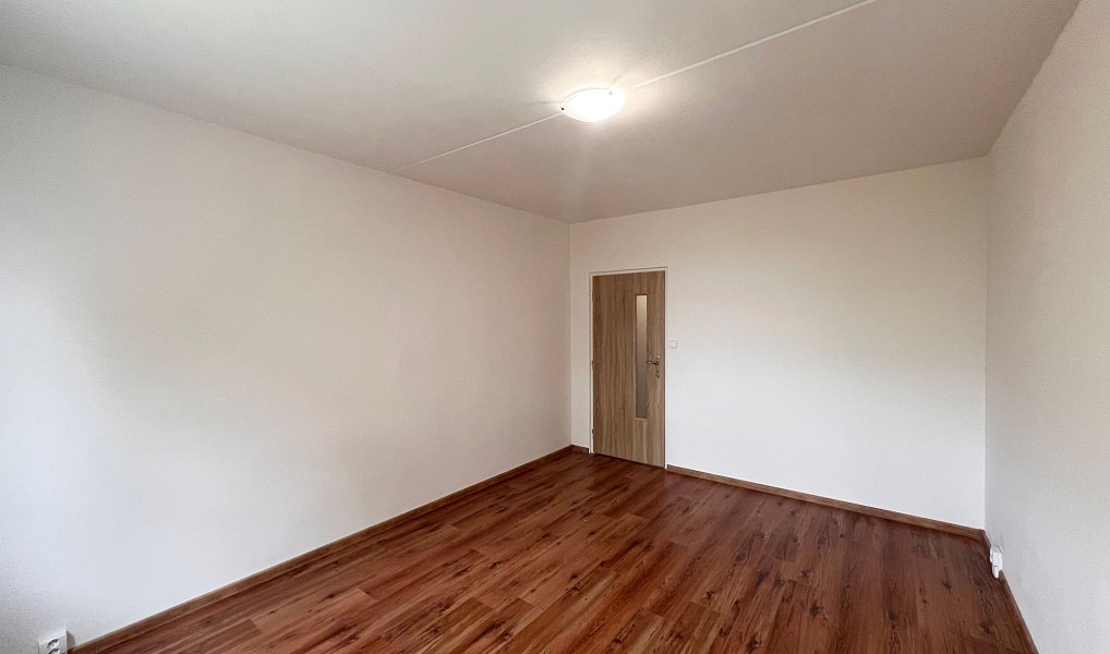 Pronájem bytu 2+1 60 m², Chomutov – náhled fotky 10