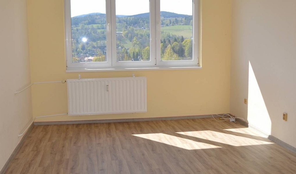 Pronájem bytu 3+1 70 m², Vimperk – náhled fotky 5