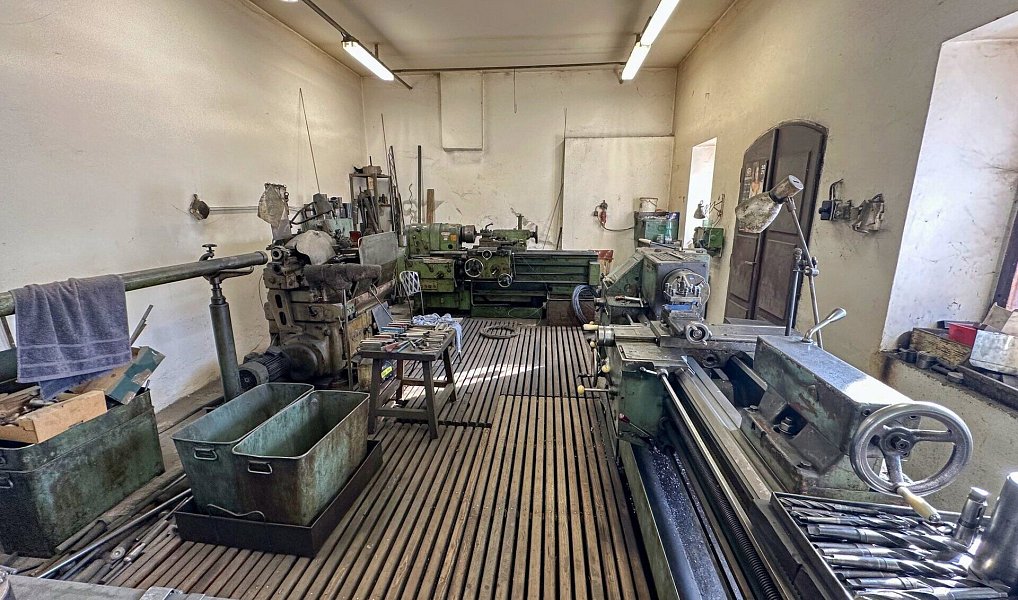 Prodej skladovacích prostor 3 501 m², Vršovice – náhled fotky 20