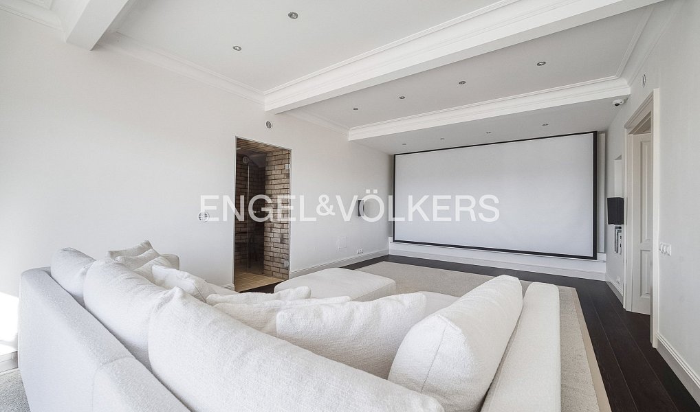 Prodej domu 345 m² s pozemkem 1 347 m², Praha – náhled fotky 13