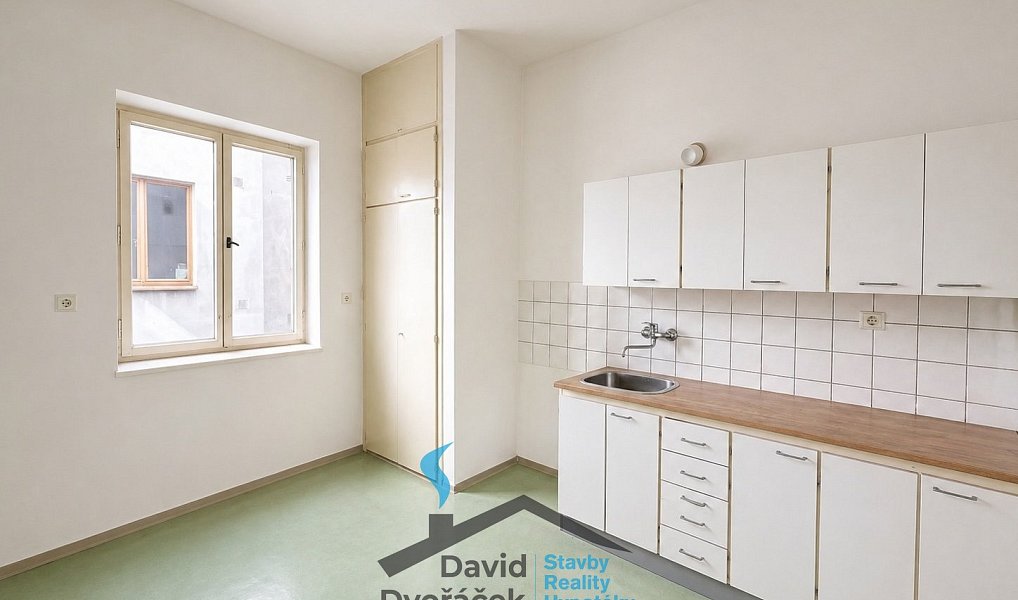 Prodej nájemního domu, činžáku 665 m², Hradec Králové – náhled fotky 16