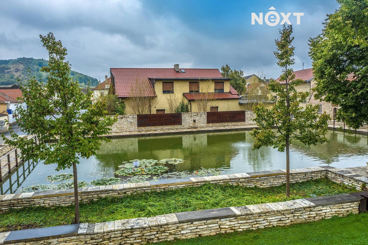 Prodej komerční Restaurace, 416m², Tetín – pohled 4