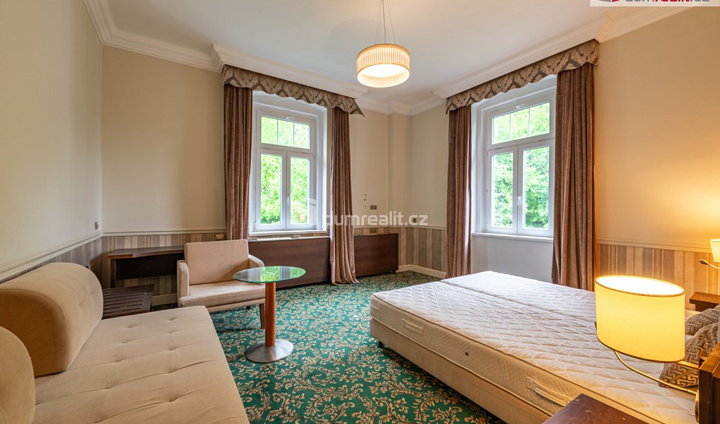 Prodej ubytovacího objektu 4 200 m², Mariánské Lázně – náhled fotky 12