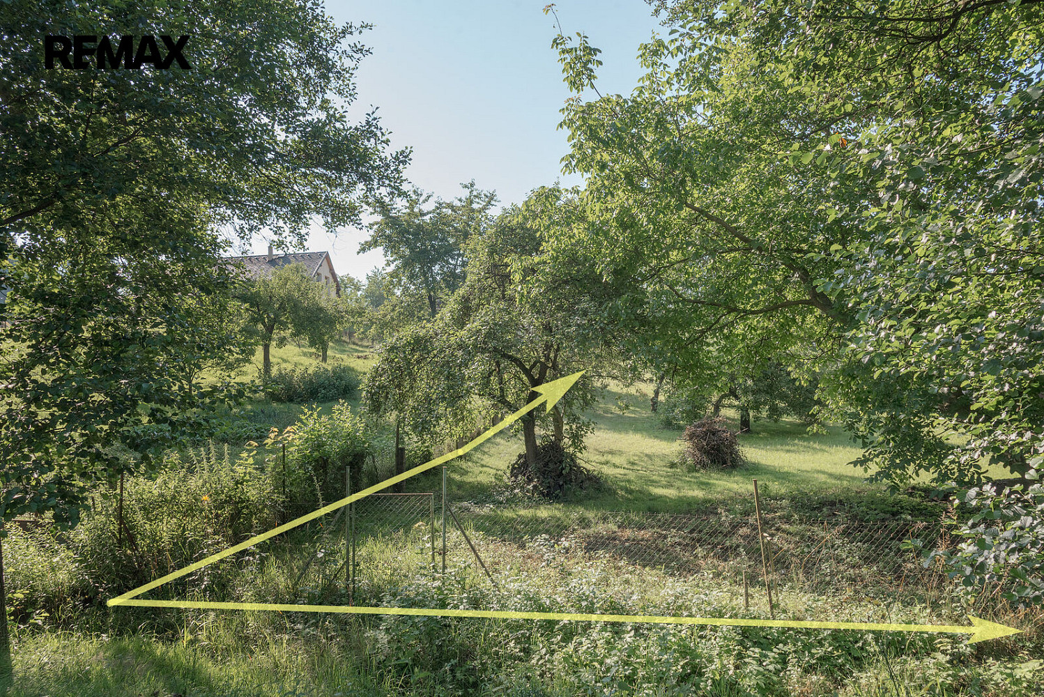 Prodej stavebního pozemku 1 222 m² – fotografie 4
