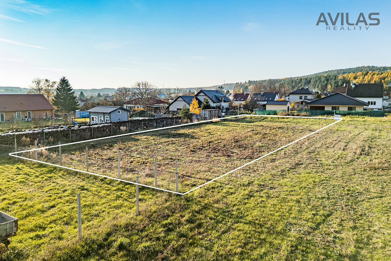 Prodej stavebního pozemku 1 294 m² – fotografie 2