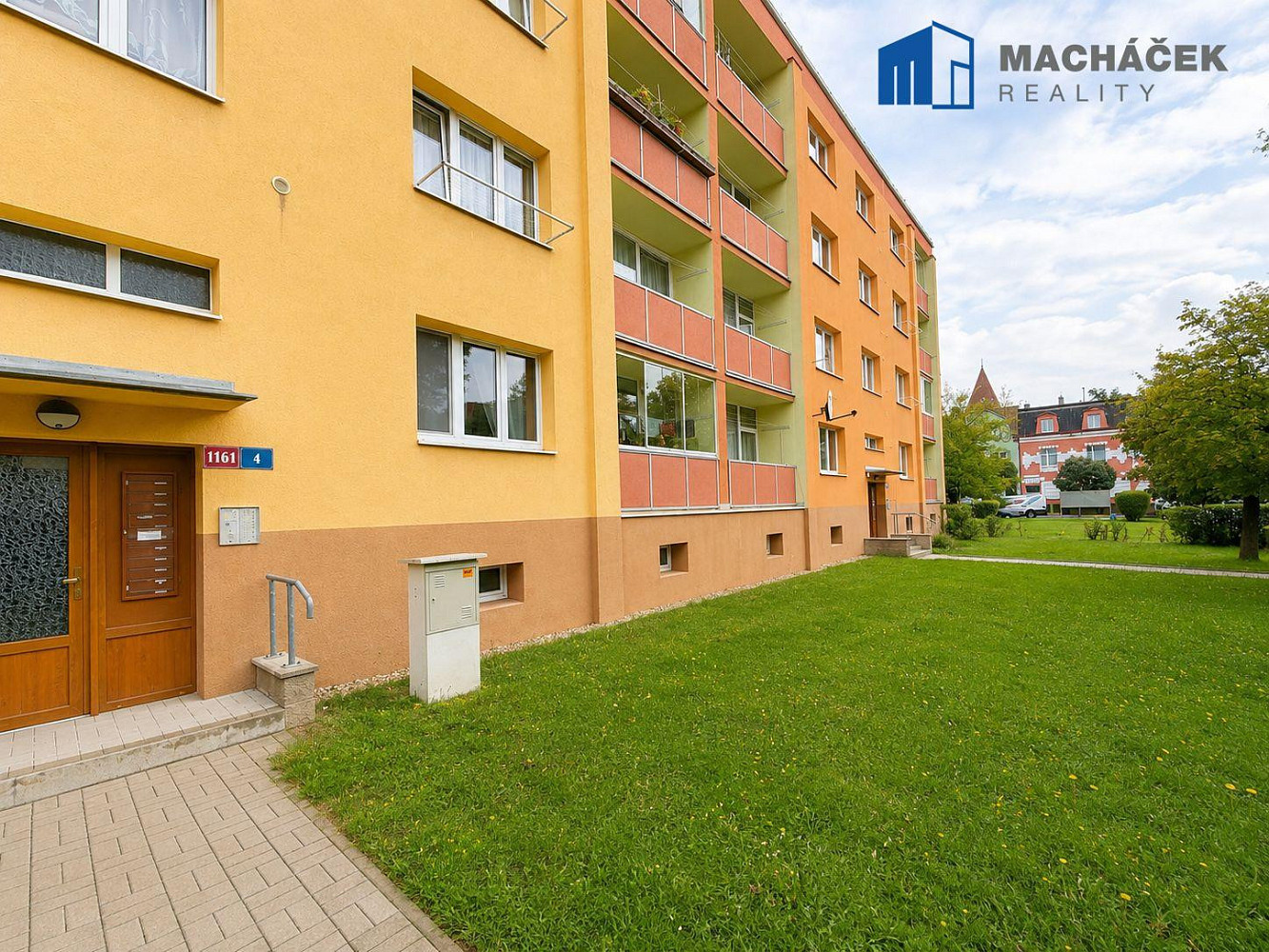 Prodej bytu 2+1 52 m² – fotografie 2
