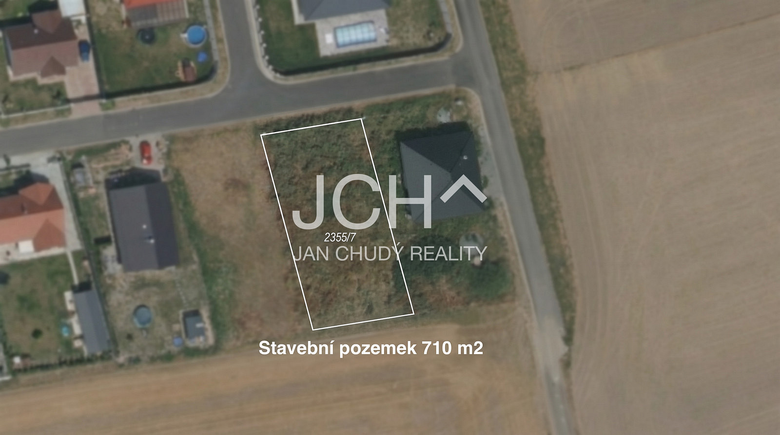 Prodej stavebního pozemku 710 m² – fotografie 2