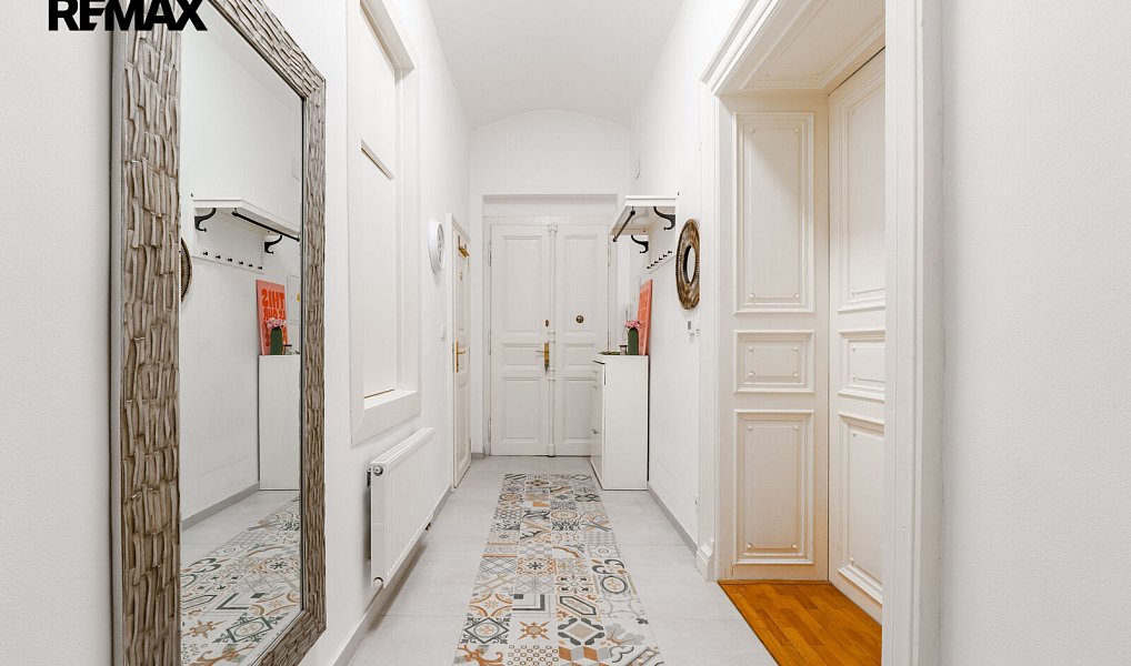 Pronájem bytu 2+1 86 m², Praha – náhled fotky 17