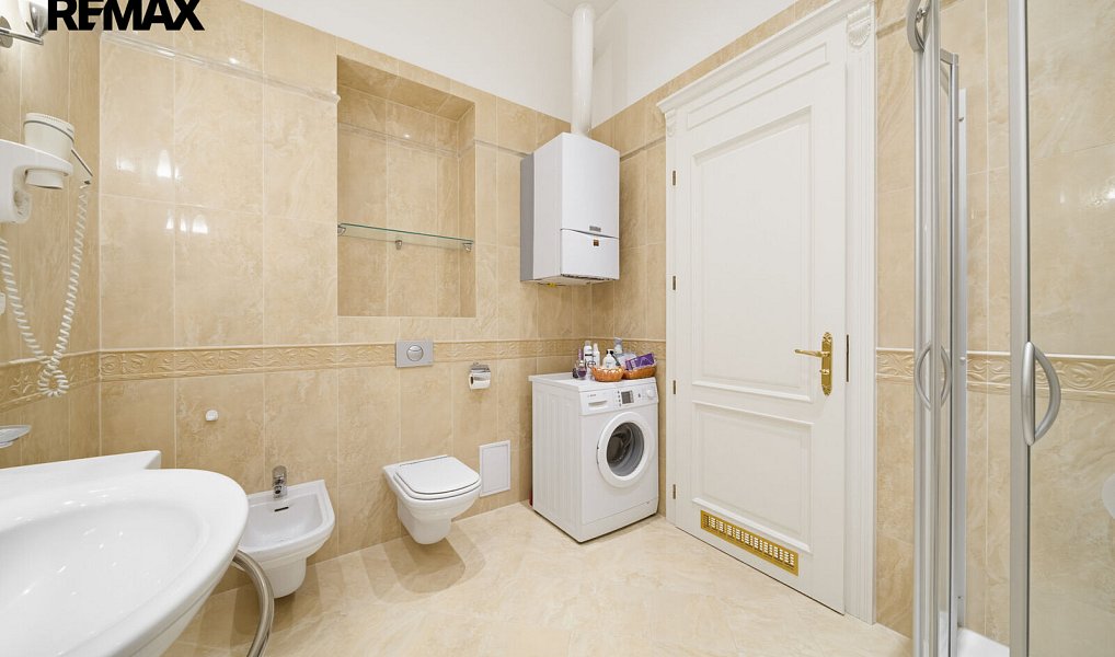Prodej bytu 3+1 104 m², Karlovy Vary – náhled fotky 19