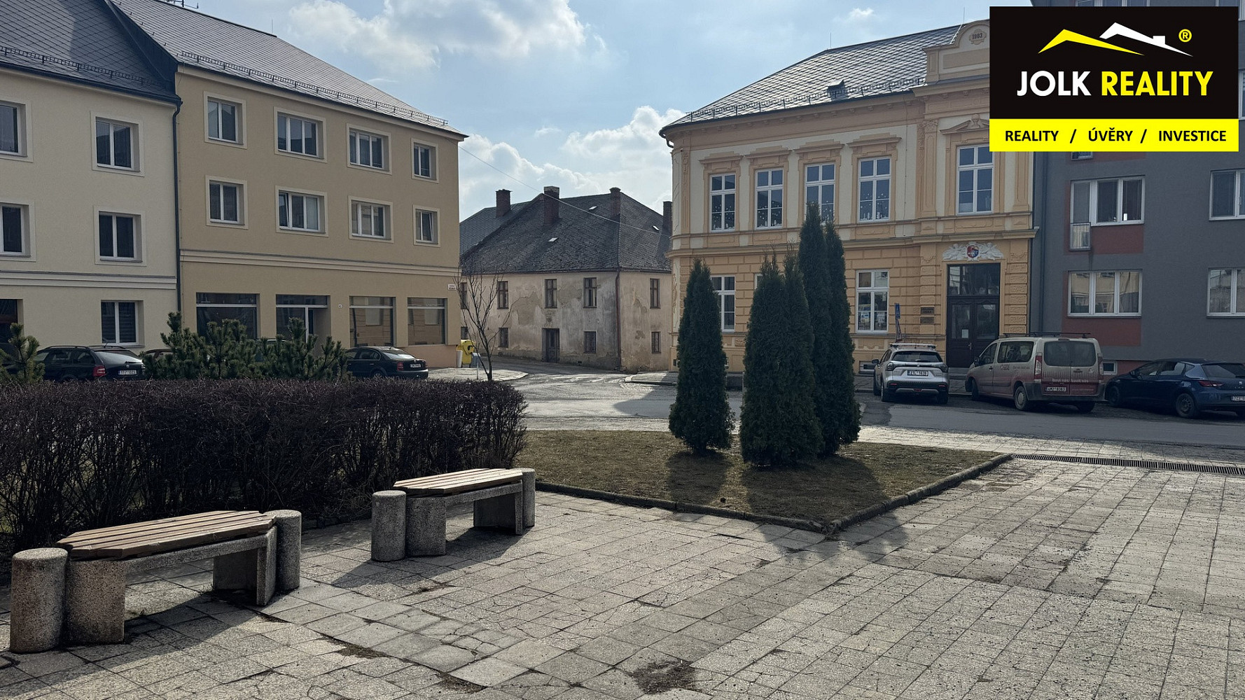Prodej nájemního domu, činžáku 500 m² – pohled 2