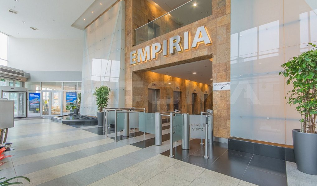 Pronájem kanceláře 237 m², Praha – náhled fotky 13