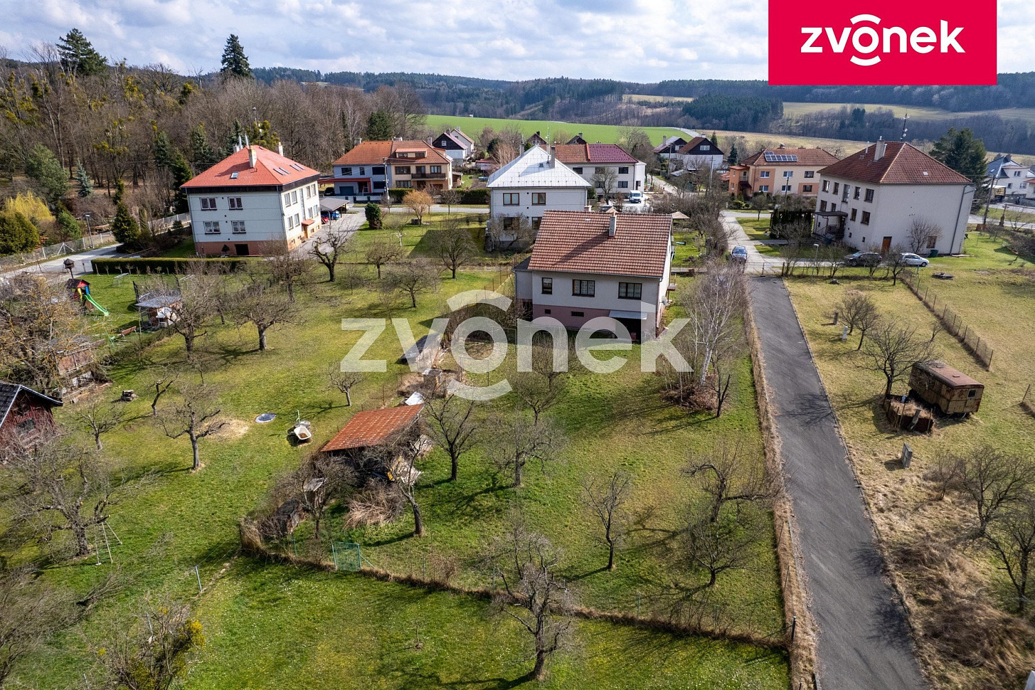 Prodej domu 250 m² s pozemkem 1 184 m² – fotografie 4