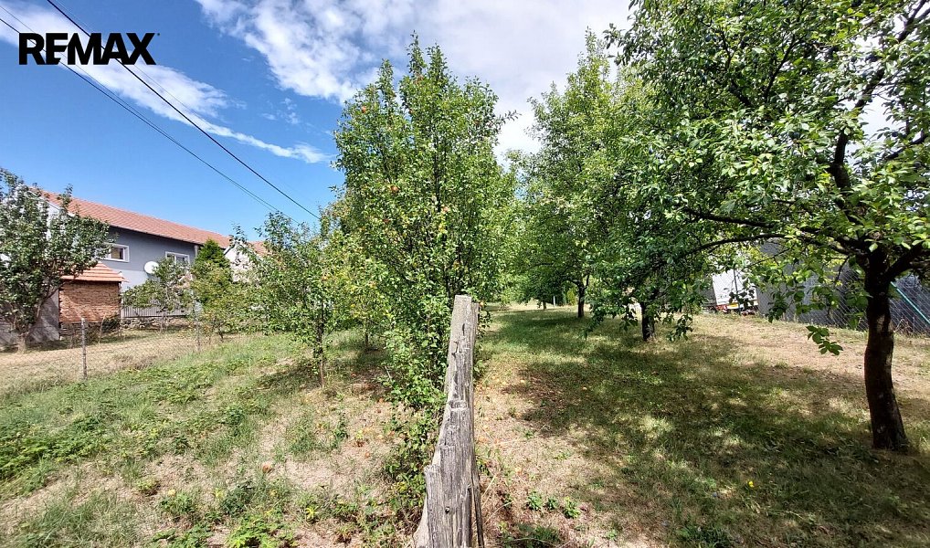Prodej stavebního pozemku 435 m², Ježkovice – náhled fotky 2
