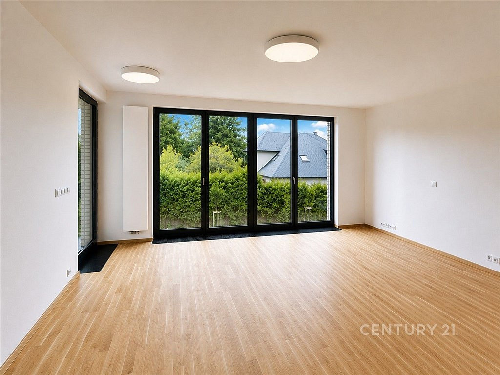 Pronájem bytu 1+kk 36 m² — photo 3