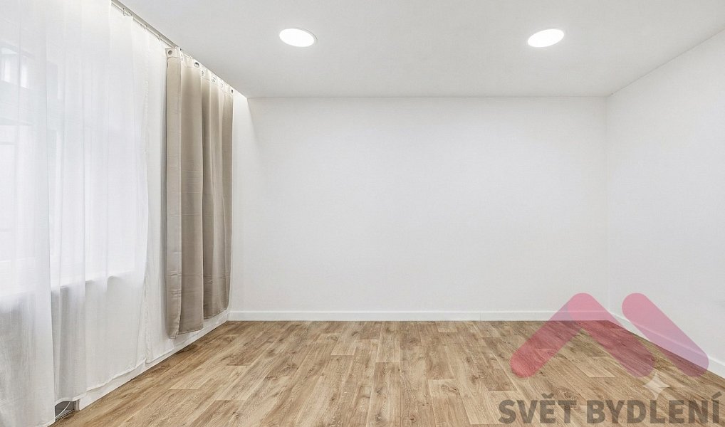 Prodej bytu 2+kk 60 m², Praha – náhled fotky 12