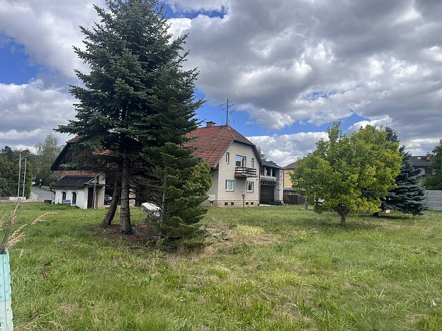 Prodej domu (jiného typu) 292 m² s pozemkem 2 466 m²