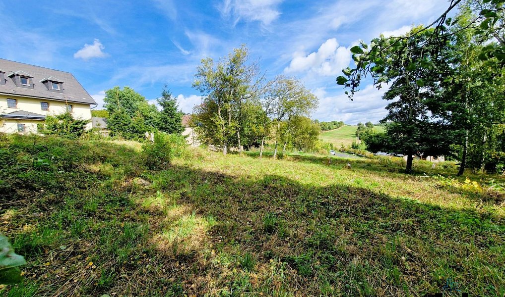 Prodej stavebního pozemku 926 m², Osek – náhled fotky 20