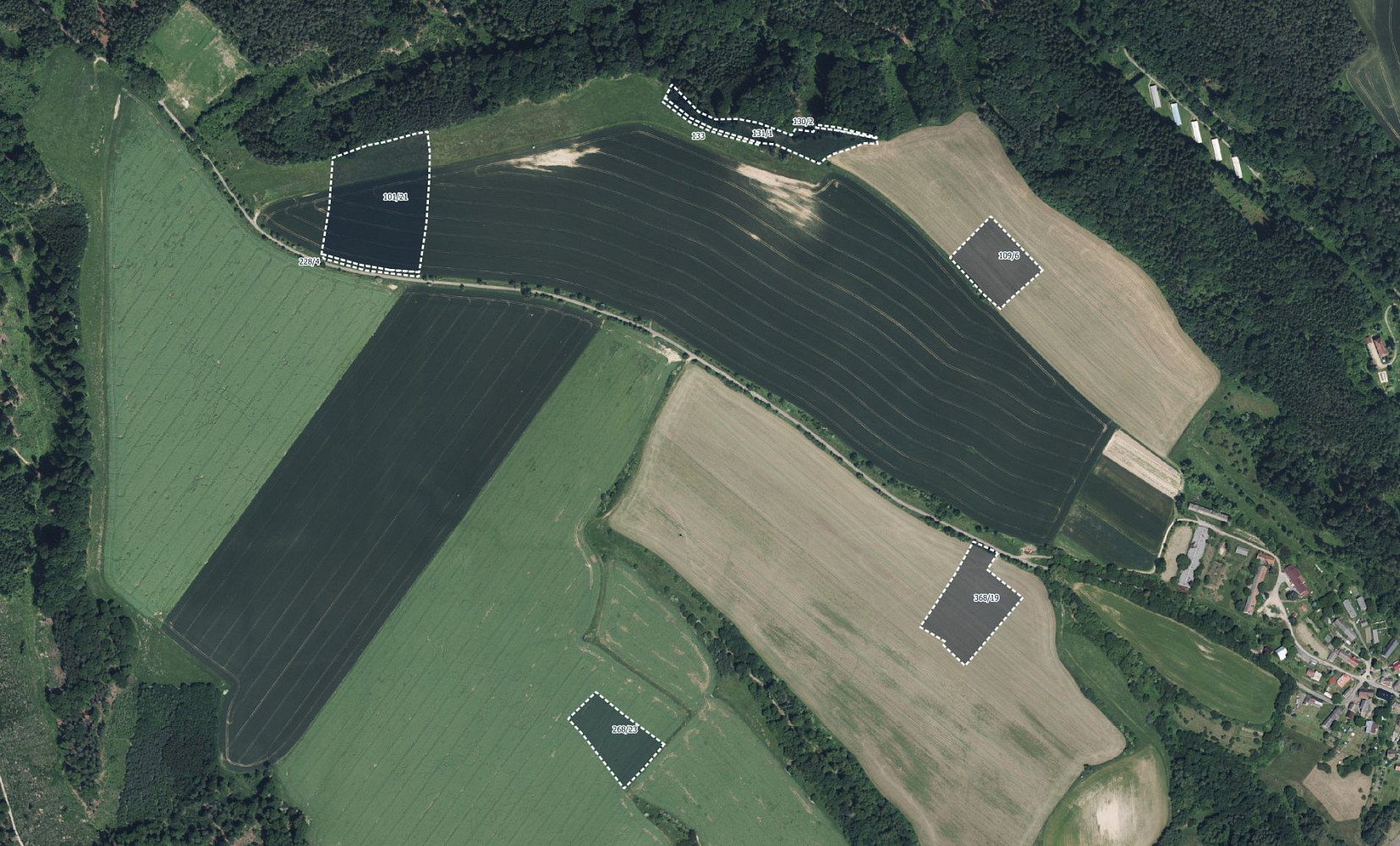 Prodej pole 30 270 m²