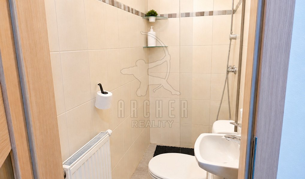 Prodej bytu 3+kk 365 m², Polerady – náhled fotky 13