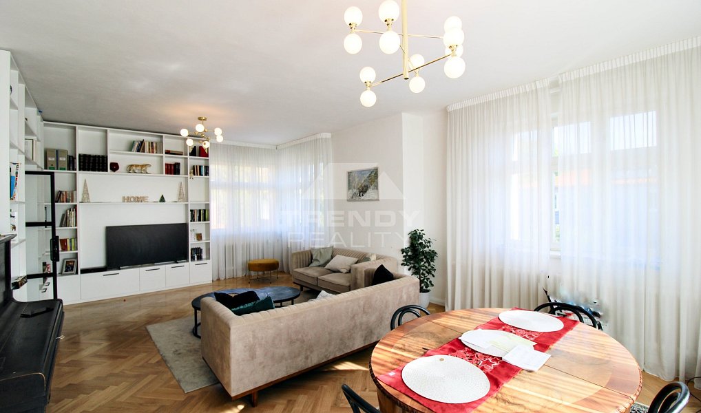 Prodej domu 306 m² s pozemkem 634 m², Plzeň – náhled fotky 11