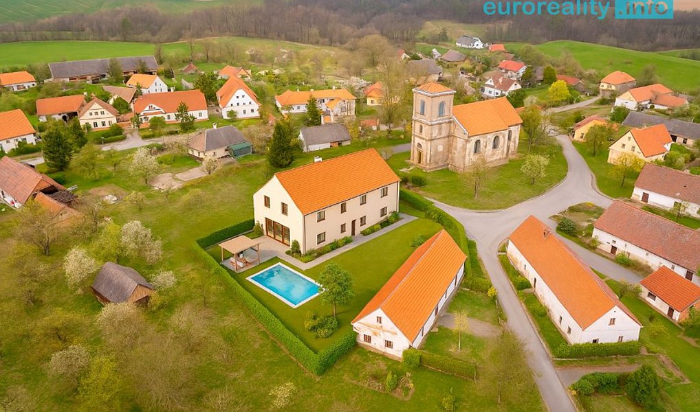 Prodej zemědělského objektu 365 m², Jestřebí – náhled fotky 4