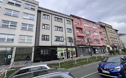 Pronájem bytu 1+kk 33 m²