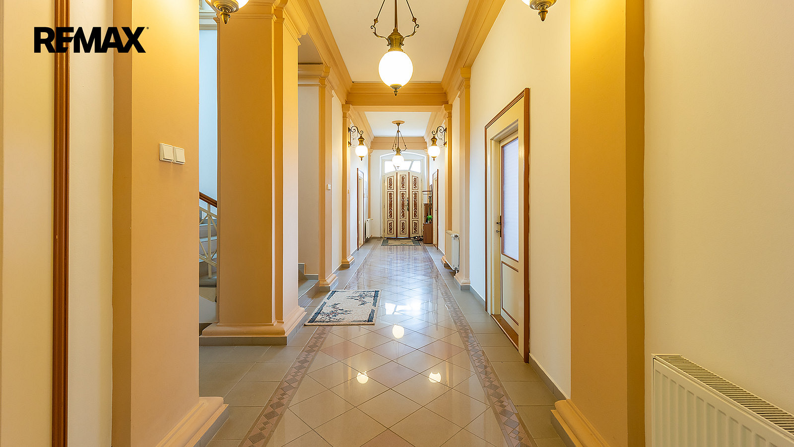 Prodej domu 543 m² s pozemkem 2 151 m² – fotografie 2