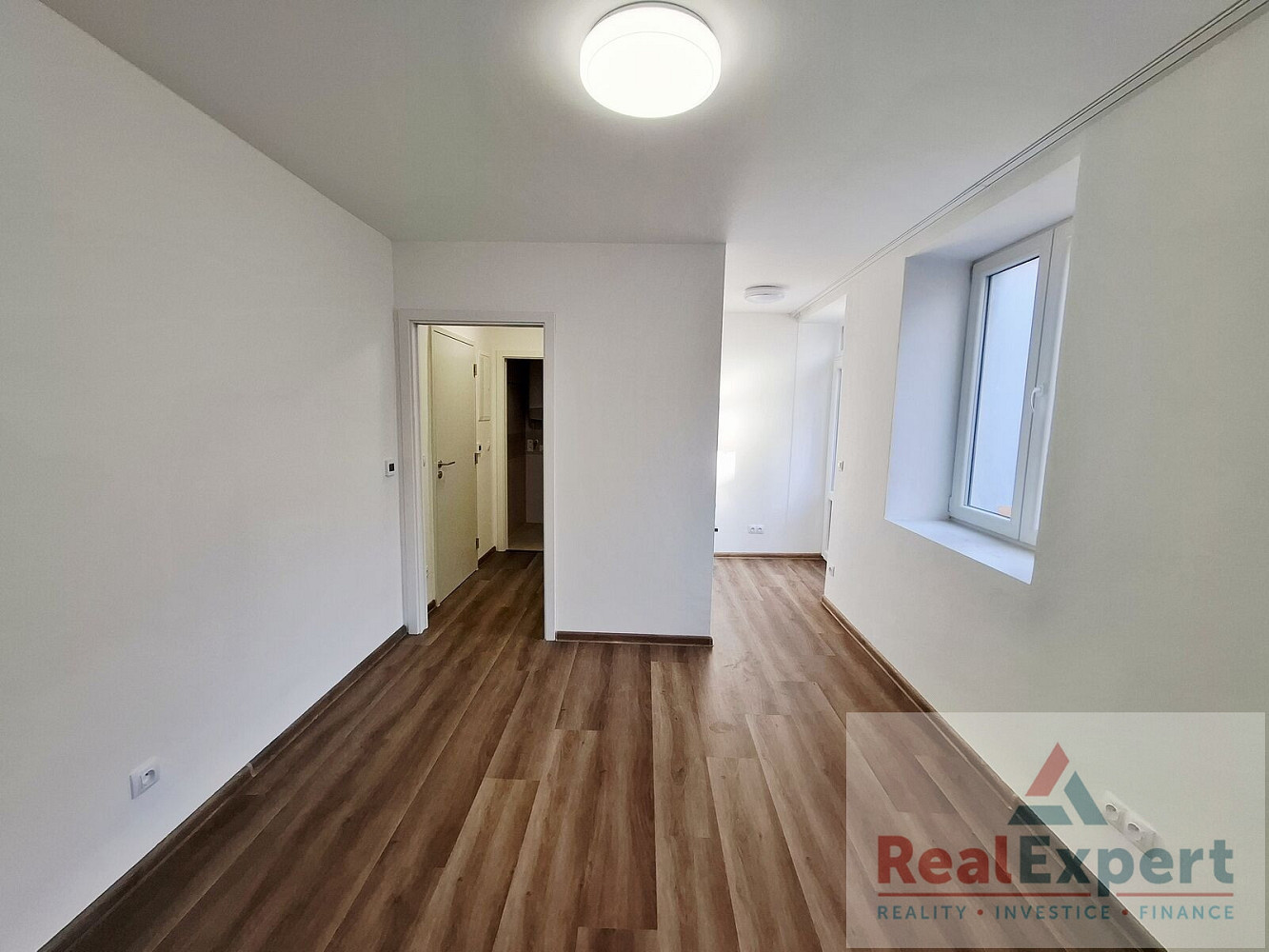 Pronájem bytu 1+kk 20 m²