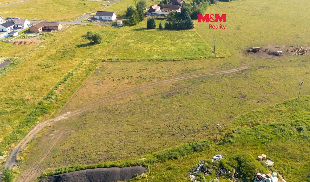 Prodej stavebního pozemku 1 100 m², Kolová – fotka 1 z 12