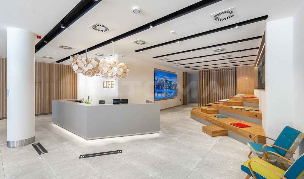 Pronájem kanceláře 1 959 m², Praha – náhled fotky 4