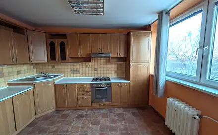 Pronájem bytu 2+1 57 m², tř. Budovatelů, Most
