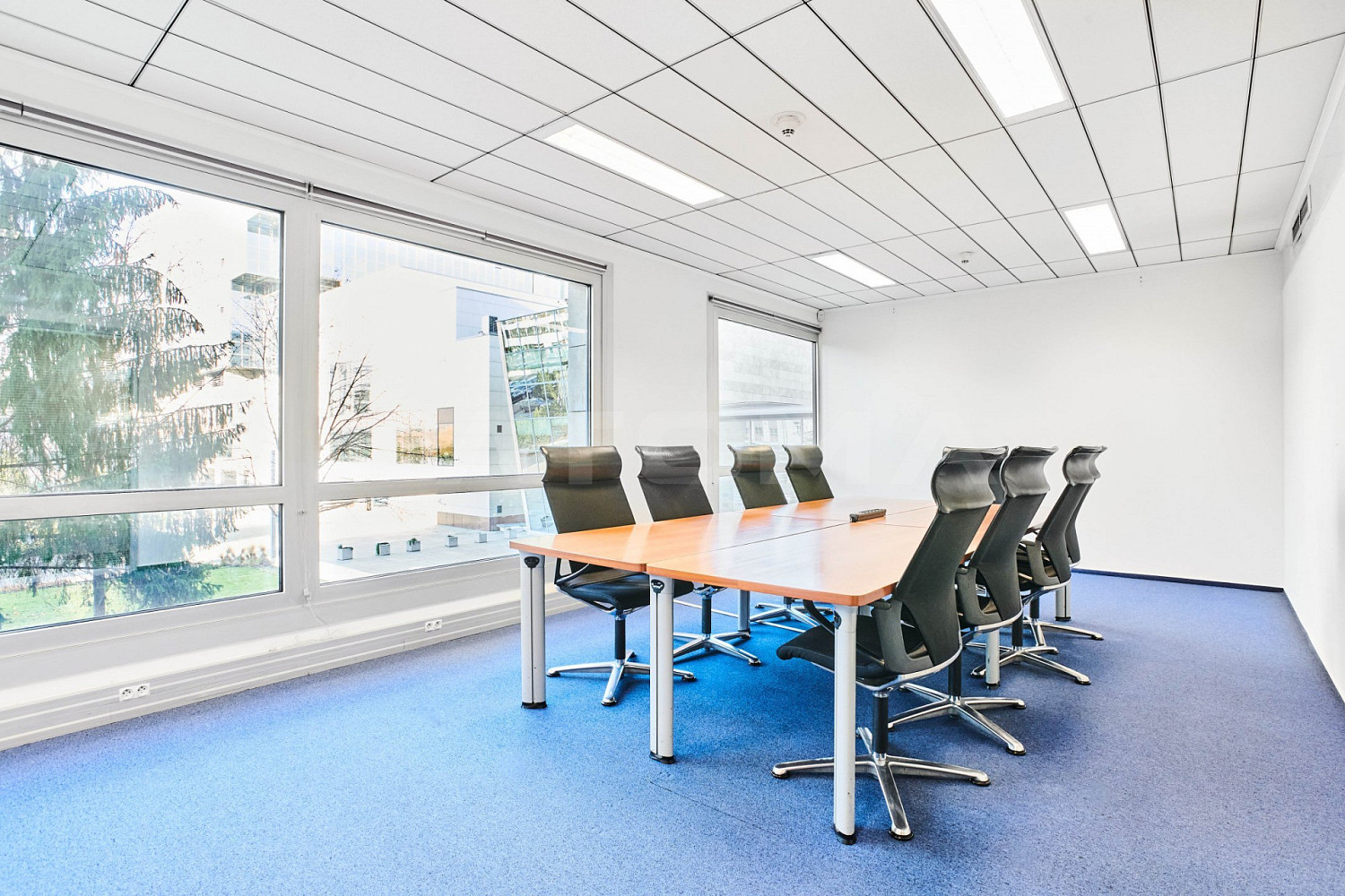 Pronájem kanceláře 329 m² – fotografie 4