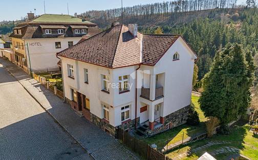 Prodej domu 468 m² s pozemkem 684 m², náměstí Míru, Rataje nad Sázavou, okres Kutná Hora