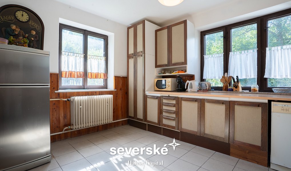 Prodej domu 190 m² s pozemkem 2 122 m², Kunratice – náhled fotky 13