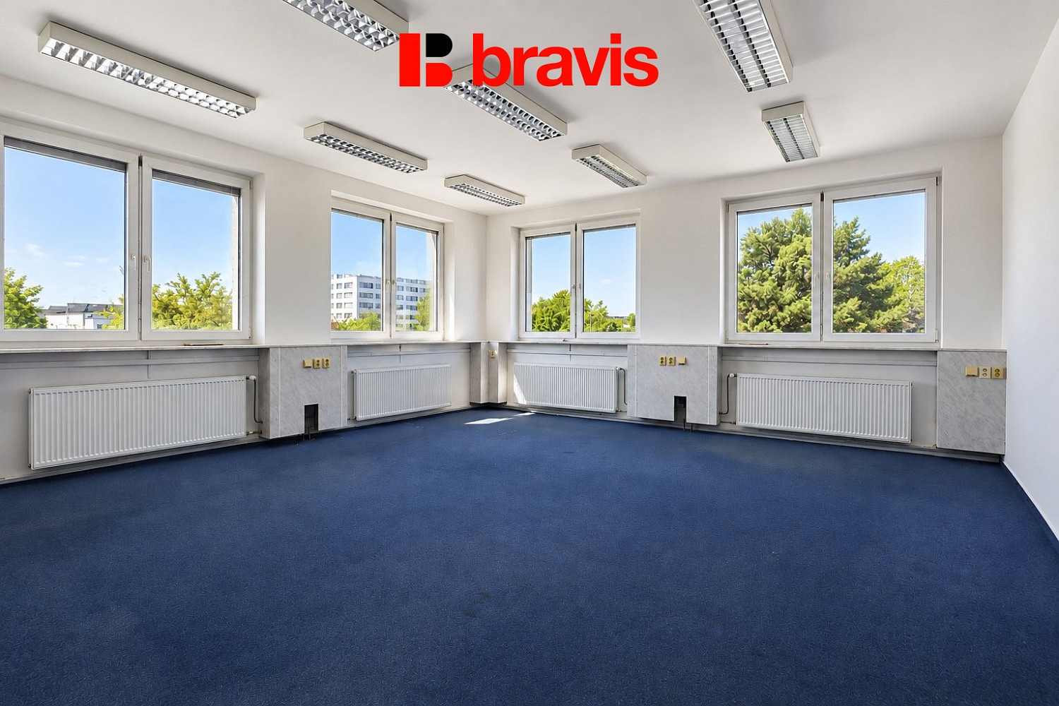 Pronájem kanceláře 95 m² – fotografie 2
