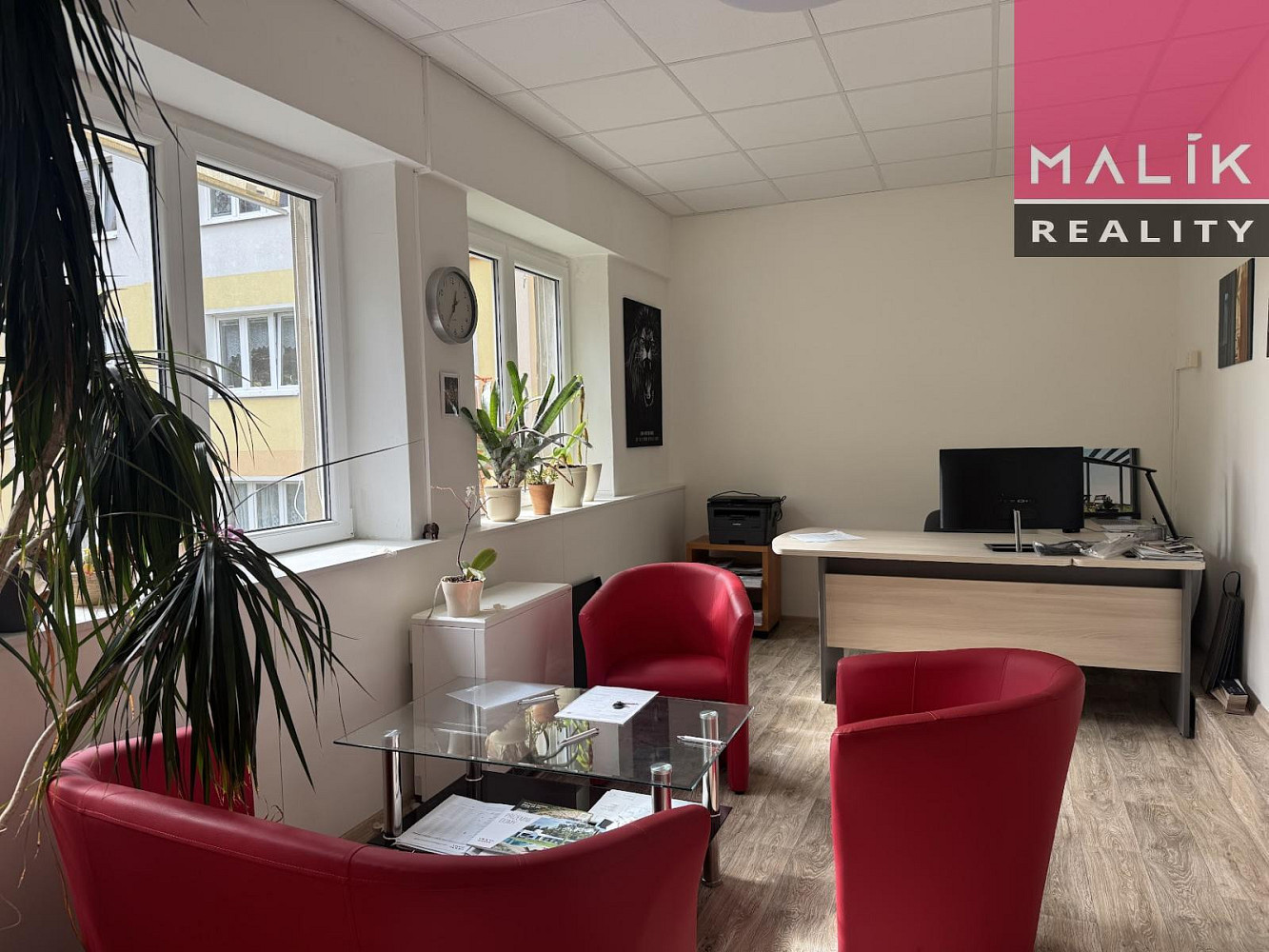 Pronájem kanceláře 23 m² – fotografie 2